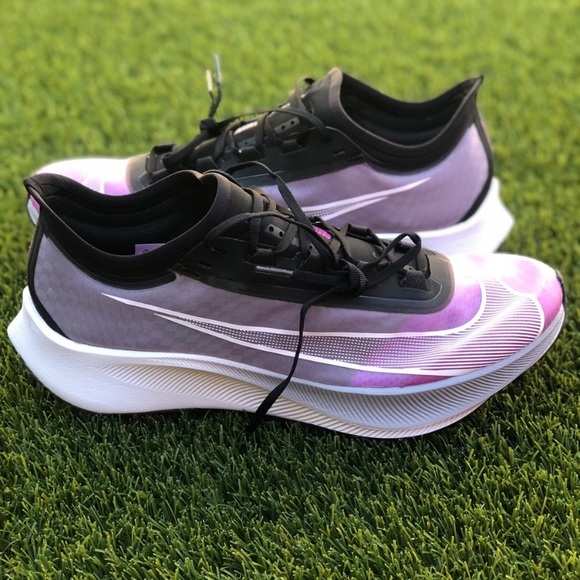 nike zoom fly 3 violet